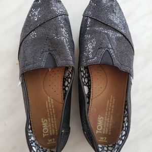 Tom's Black Sparkle Flats